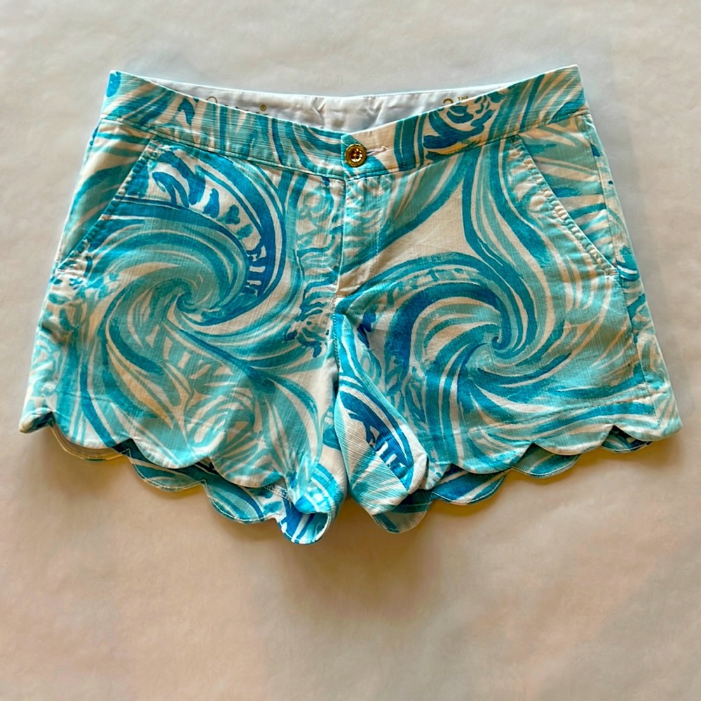 Lilly Pallister Buttercup short size 2